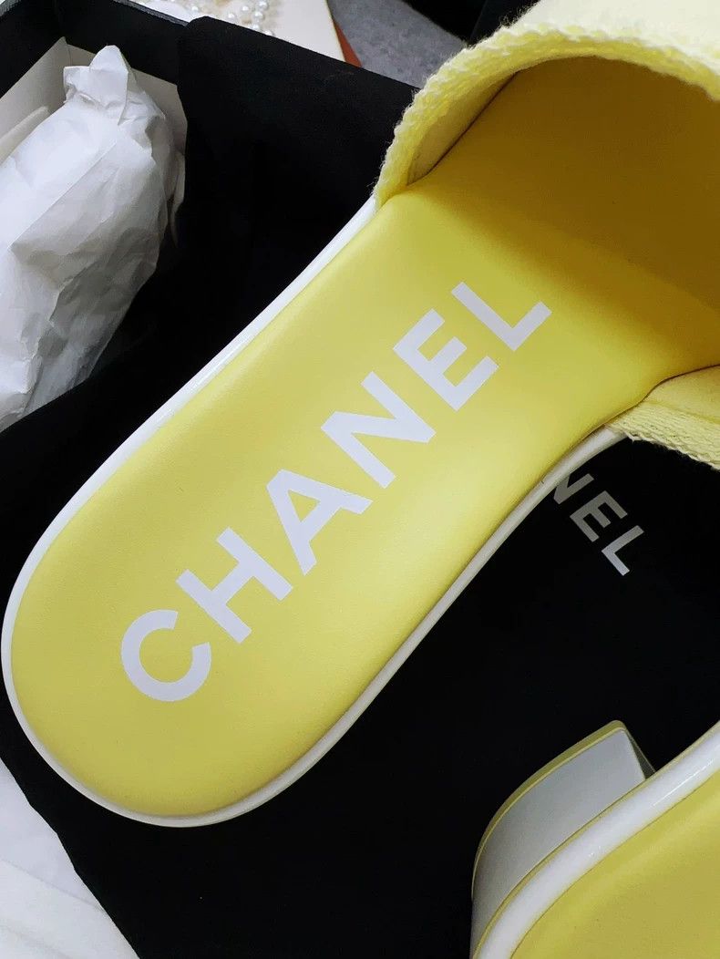 Chanel Chanel Yellow Logo Slide Sandals for Women Size US 8 / IT 38 - 4 Thumbnail