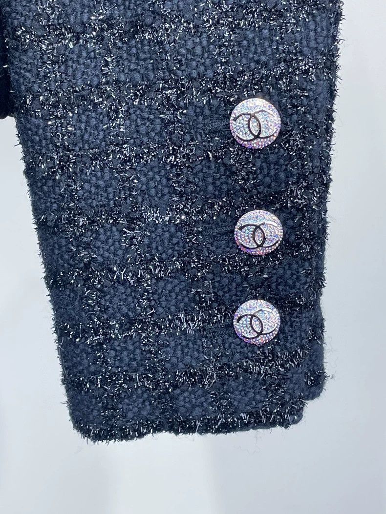 Chanel Chanel Black Cropped Tweed Jacket Size S / US 4 / IT 40 - 3 Thumbnail