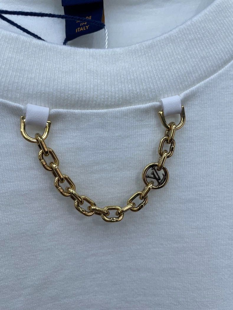Louis Vuitton Louis Vuitton Short Sleeve Zipper T-Shirt Size S / US 4 / IT 40 - 6 Thumbnail