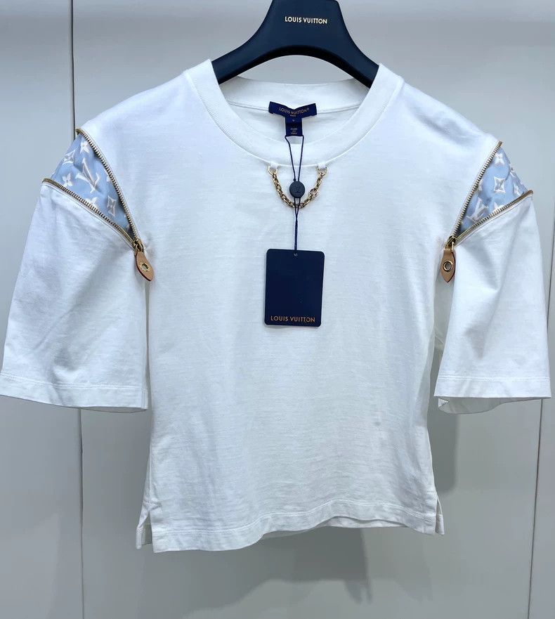 Louis Vuitton Louis Vuitton Short Sleeve Zipper T-Shirt Size S / US 4 / IT 40 - 3 Thumbnail