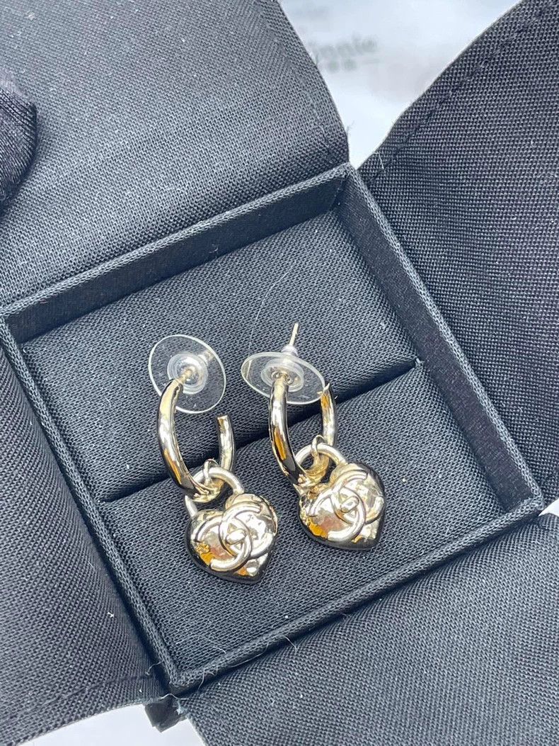Chanel Chanel Heart Double C Lock Earrings Size ONE SIZE - 2 Thumbnail