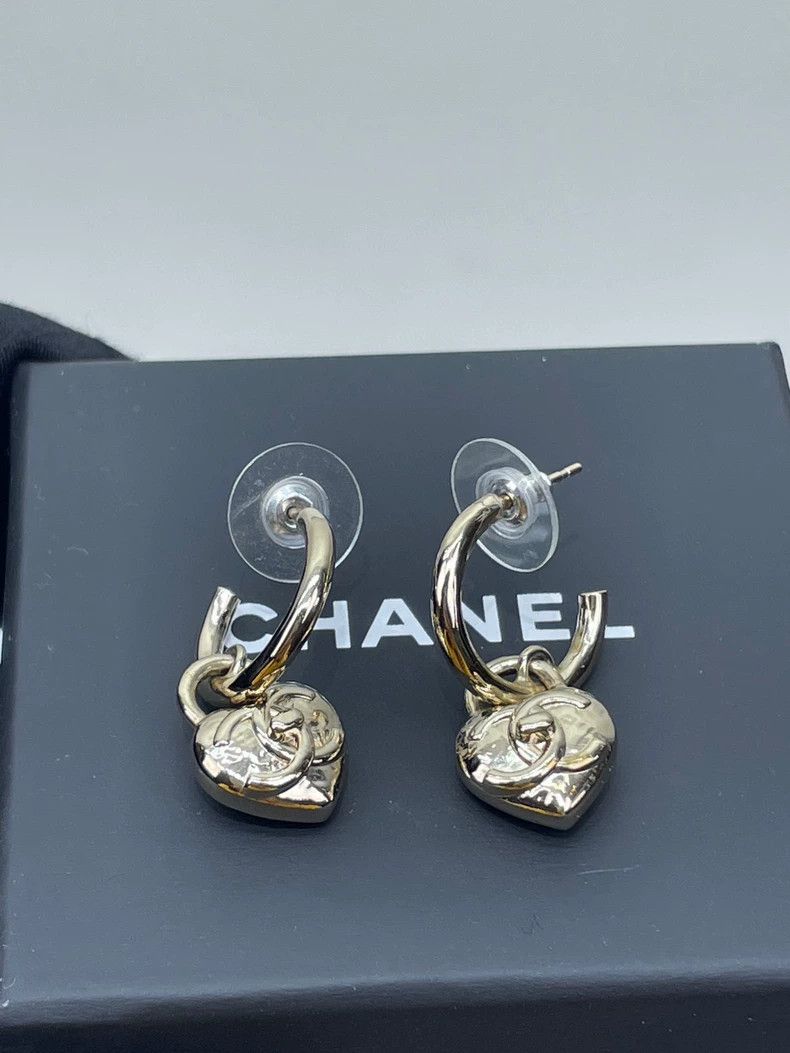 Chanel Chanel Heart Double C Lock Earrings Size ONE SIZE - 5 Thumbnail