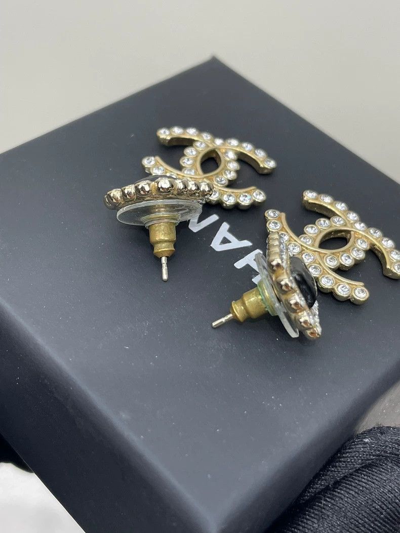 Chanel CHANEL Full Diamond Double C Earrings Size ONE SIZE - 6 Thumbnail