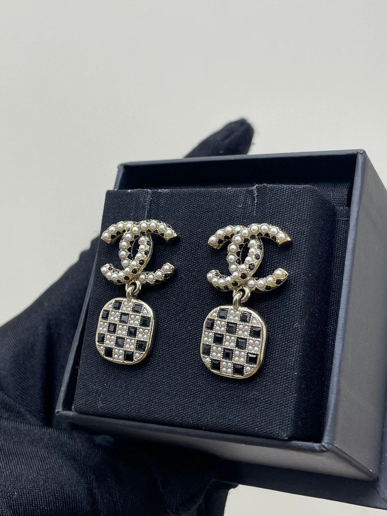 Chanel Chanel Castle Earrings for Women Size ONE SIZE - 6 Thumbnail