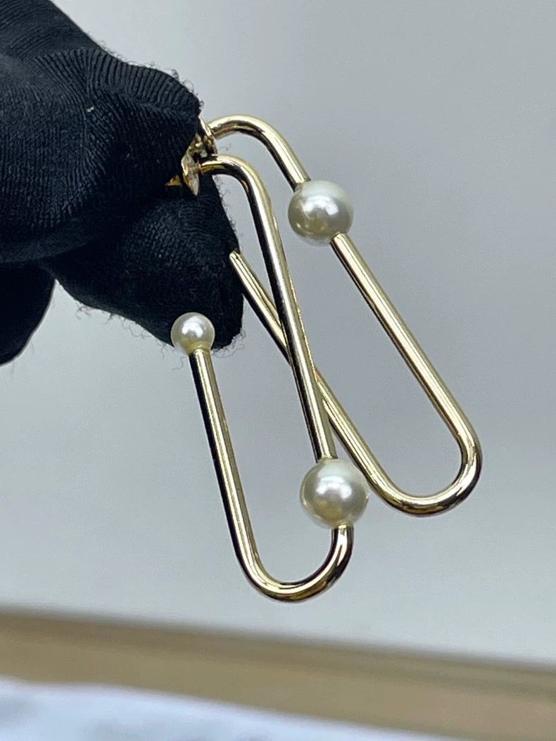 Dior Dior Pearl Paperclip Stud Earrings Size ONE SIZE - 2 Thumbnail