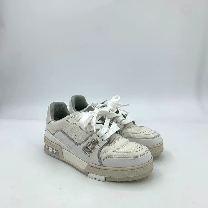Louis Vuitton Louis Vuitton White Casual Sneakers Size 36 Size US 6 / IT 36 - 2 Thumbnail
