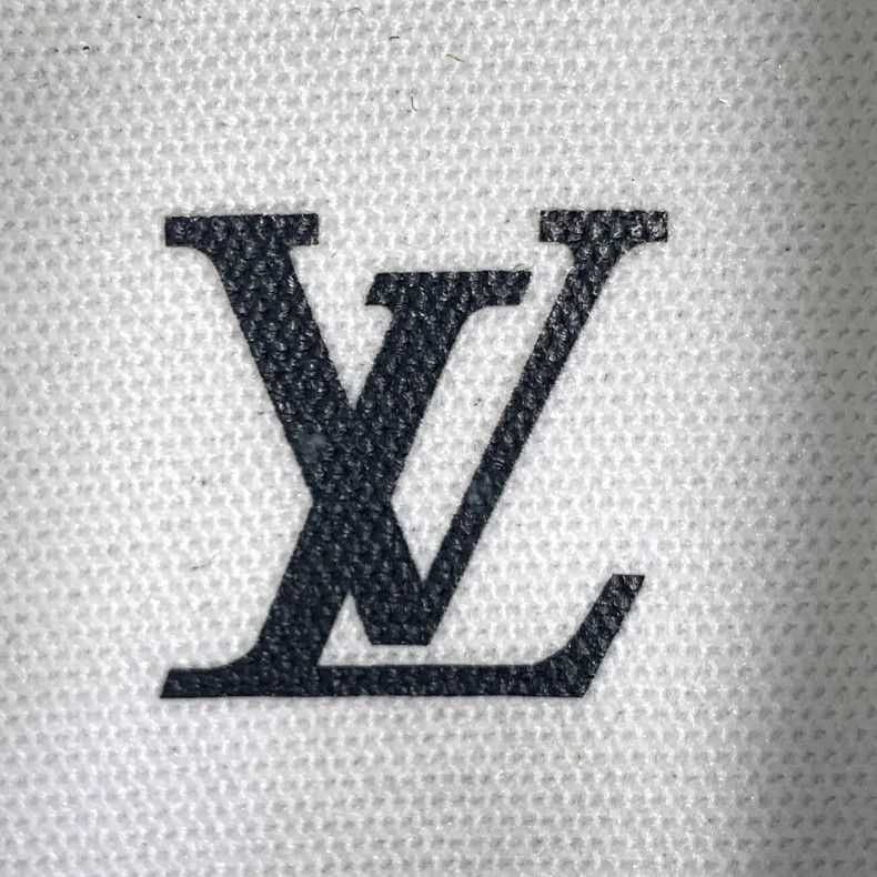 Louis Vuitton Louis Vuitton White Casual Sneakers Size 36 Size US 6 / IT 36 - 7 Thumbnail