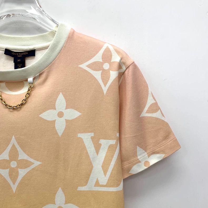 Louis Vuitton Louis Vuitton Gradient Logo Cotton T-Shirt Size XS / US 0-2 / IT 36-38 - 3 Thumbnail