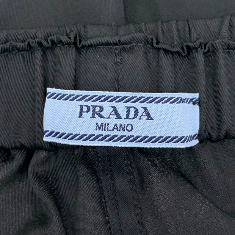 Prada Prada Black Elastic Waist Casual Shorts Size 40" / US 18 - 6 Thumbnail