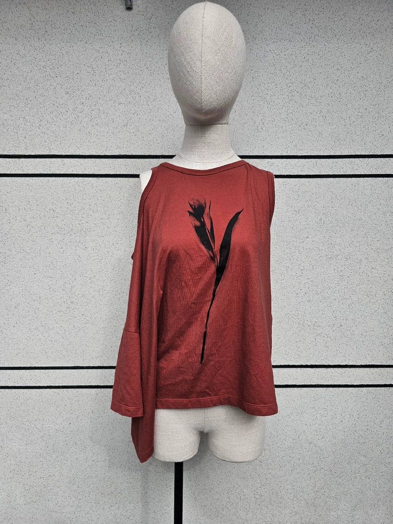 Ann Demeulemeester Asymmetrical Red Women's T-Shirt Size M / US 6-8 / IT 42-44 - 2 Thumbnail
