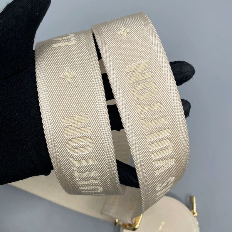 Louis Vuitton LV Papillon Handbag with Shoulder Strap Size ONE SIZE - 7 Thumbnail