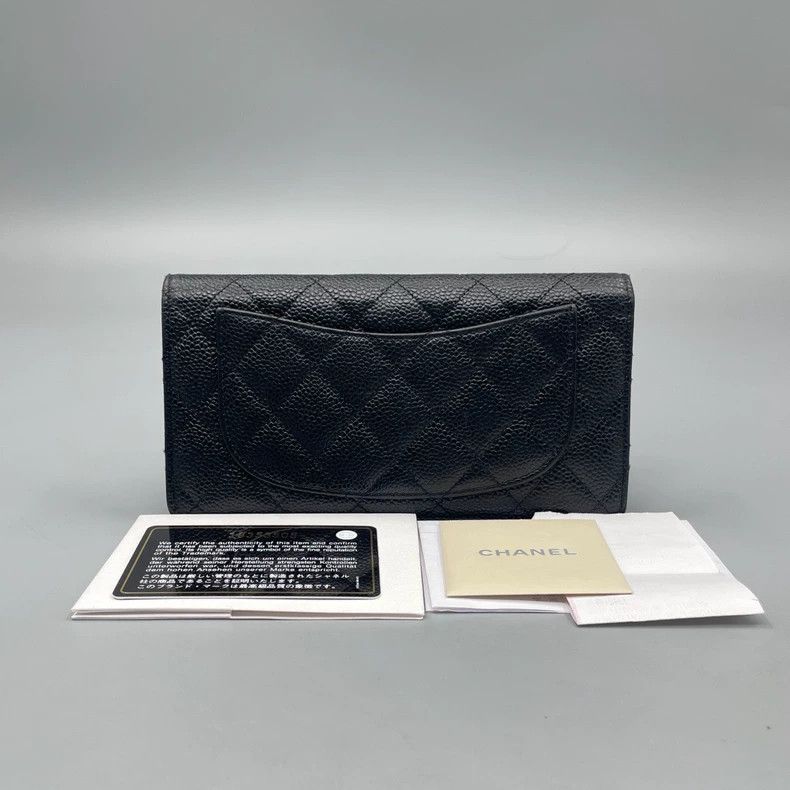 Chanel Chanel Long Wallet in Black Leather Size ONE SIZE - 2 Thumbnail