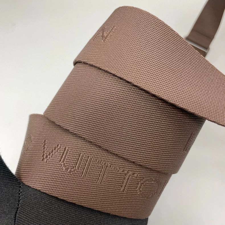 Louis Vuitton Louis Vuitton Brown Checkered Crossbody Bag Size ONE SIZE - 6 Thumbnail