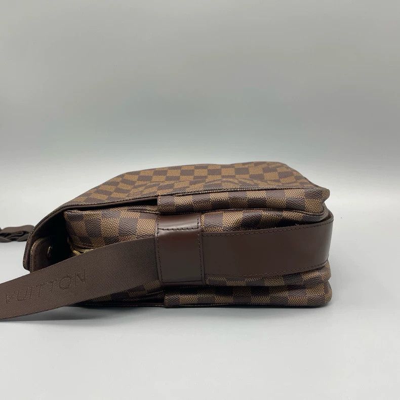 Louis Vuitton Louis Vuitton Brown Checkered Crossbody Bag Size ONE SIZE - 3 Thumbnail