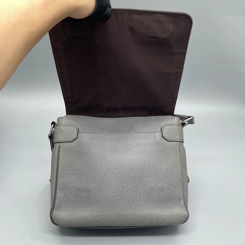 Louis Vuitton Louis Vuitton Leather Shoulder Crossbody Bag Size ONE SIZE - 6 Thumbnail