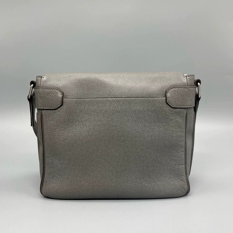 Louis Vuitton Louis Vuitton Leather Shoulder Crossbody Bag Size ONE SIZE - 2 Thumbnail