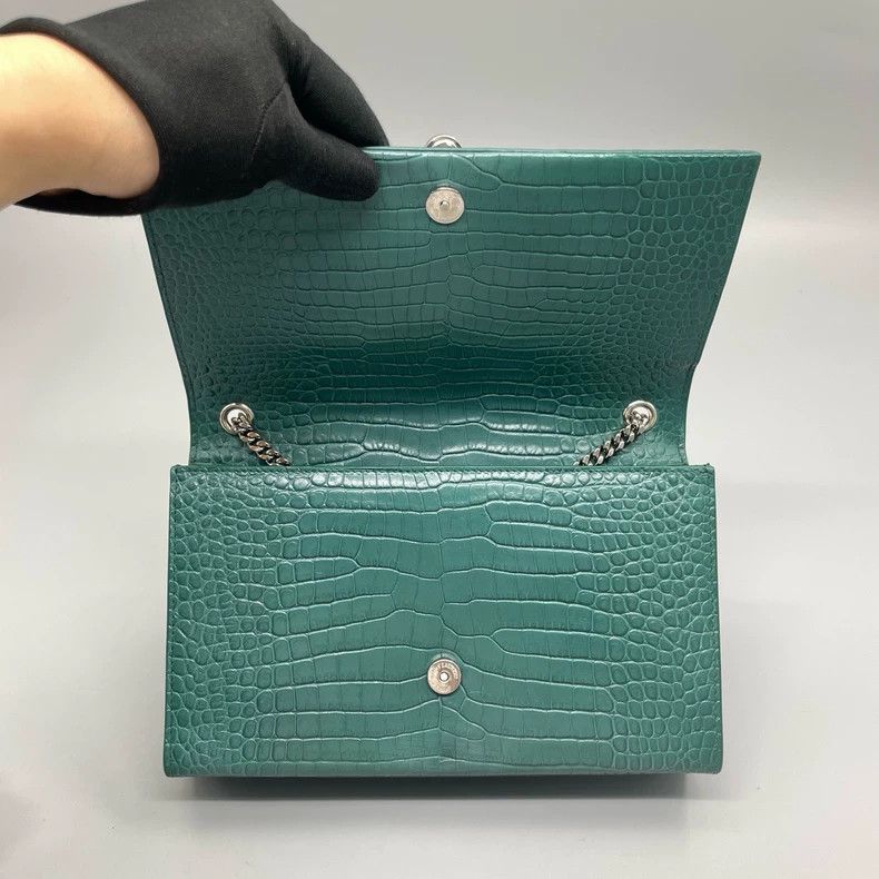 Yves Saint Laurent YSL Crocodile Print Chain Bag with Tassel Size ONE SIZE - 8 Thumbnail