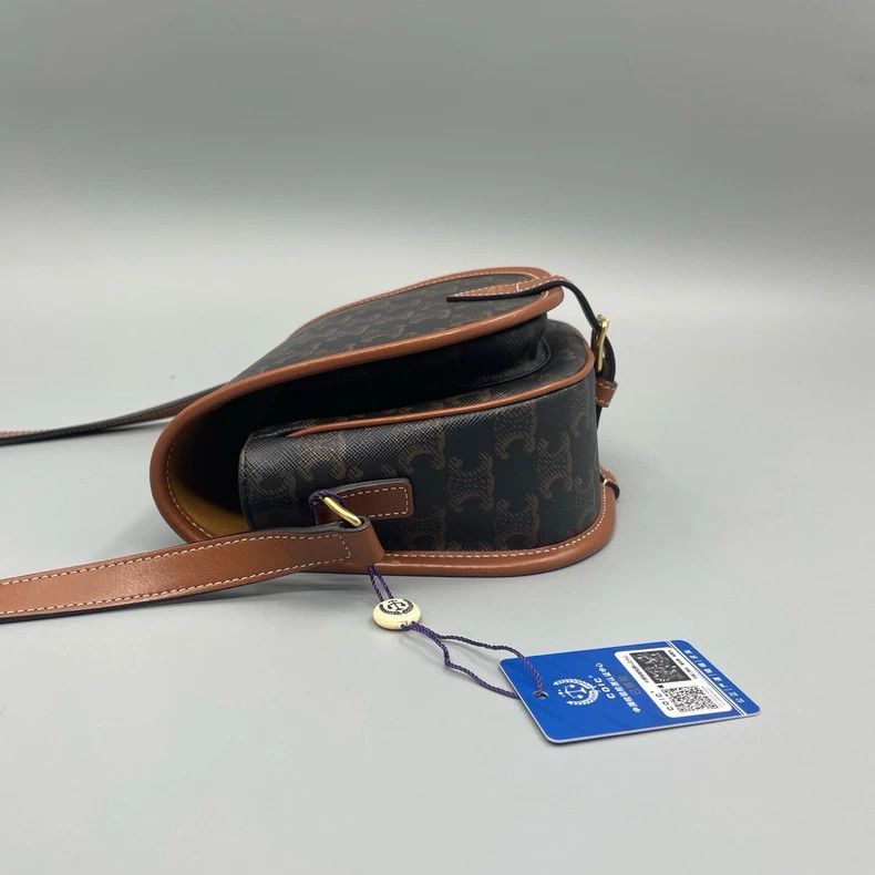Celine CELINE Vintage Saddle Crossbody Bag Size ONE SIZE - 4 Thumbnail