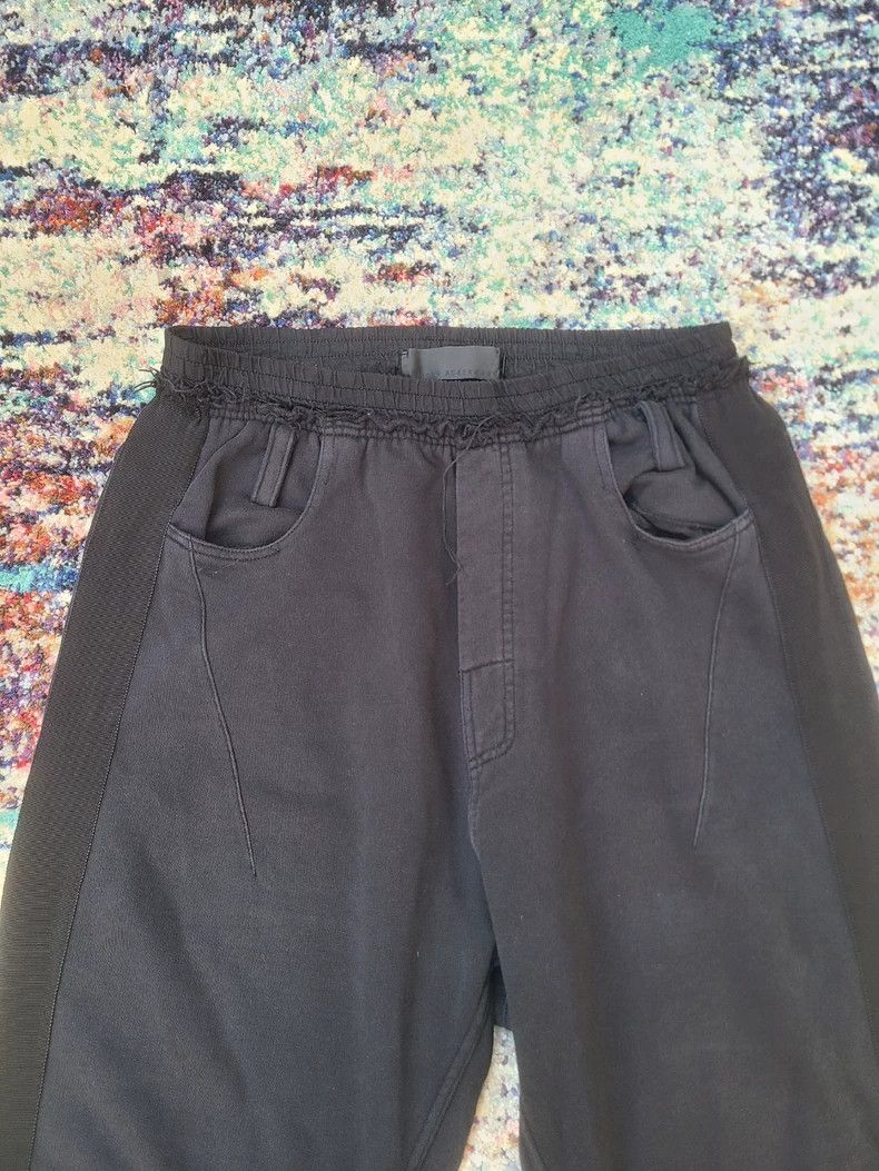 Haider Ackermann Haider Ackermann Casual Pants with Black Satin Stripe Size 42" / US 20 - 4 Thumbnail