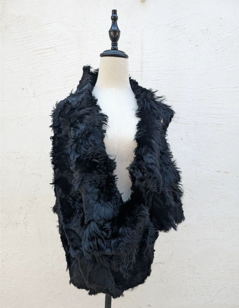 Ann Demeulemeester Ann Demeulemeester Unisex Fur Vest for Autumn Size ONE SIZE - 5 Thumbnail