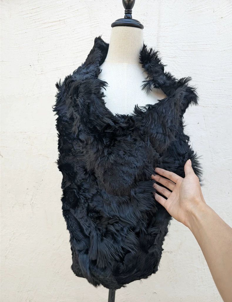 Ann Demeulemeester Ann Demeulemeester Unisex Fur Vest for Autumn Size ONE SIZE - 2 Thumbnail
