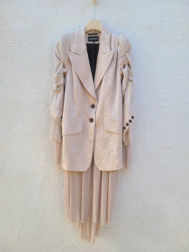Ann Demeulemeester Silk Embroidered Outerwear Coat for Women Size M / US 6-8 / IT 42-44 - 3 Thumbnail