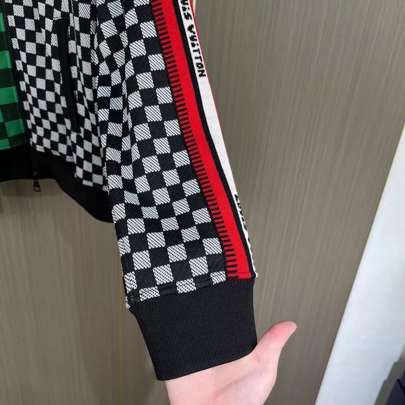 Louis Vuitton Louis Vuitton Checkerboard Knit Jacket M Size Size M / US 6-8 / IT 42-44 - 4 Thumbnail