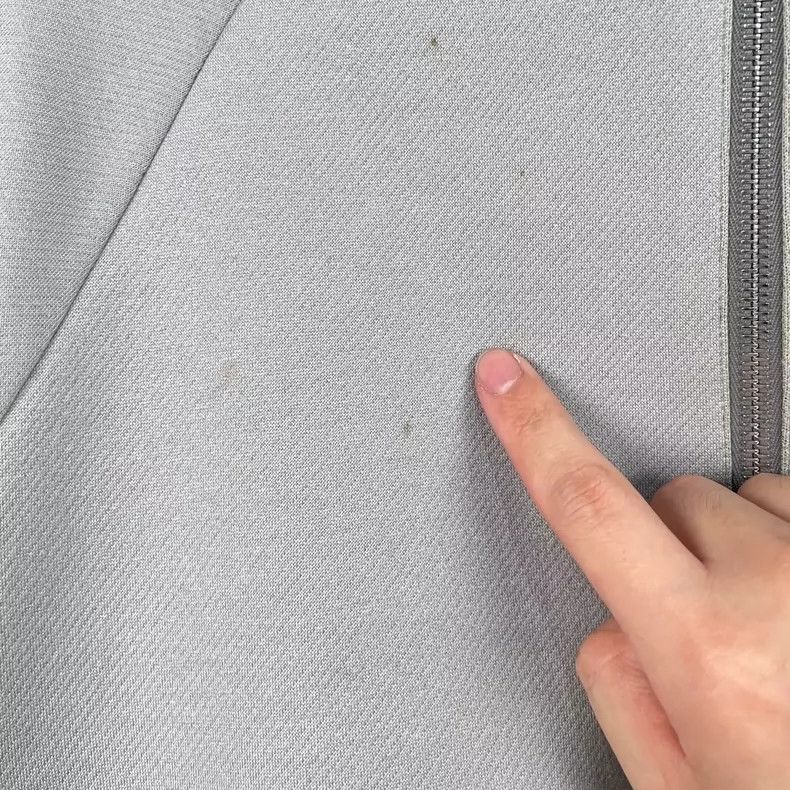 Louis Vuitton Louis Vuitton Half-Zip Embroidered Sweatshirt Size M / US 6-8 / IT 42-44 - 5 Thumbnail