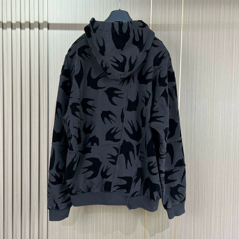 Alexander McQueen Alexander McQueen Black Graphic Hoodie Sweatshirt Size M / US 6-8 / IT 42-44 - 2 Thumbnail