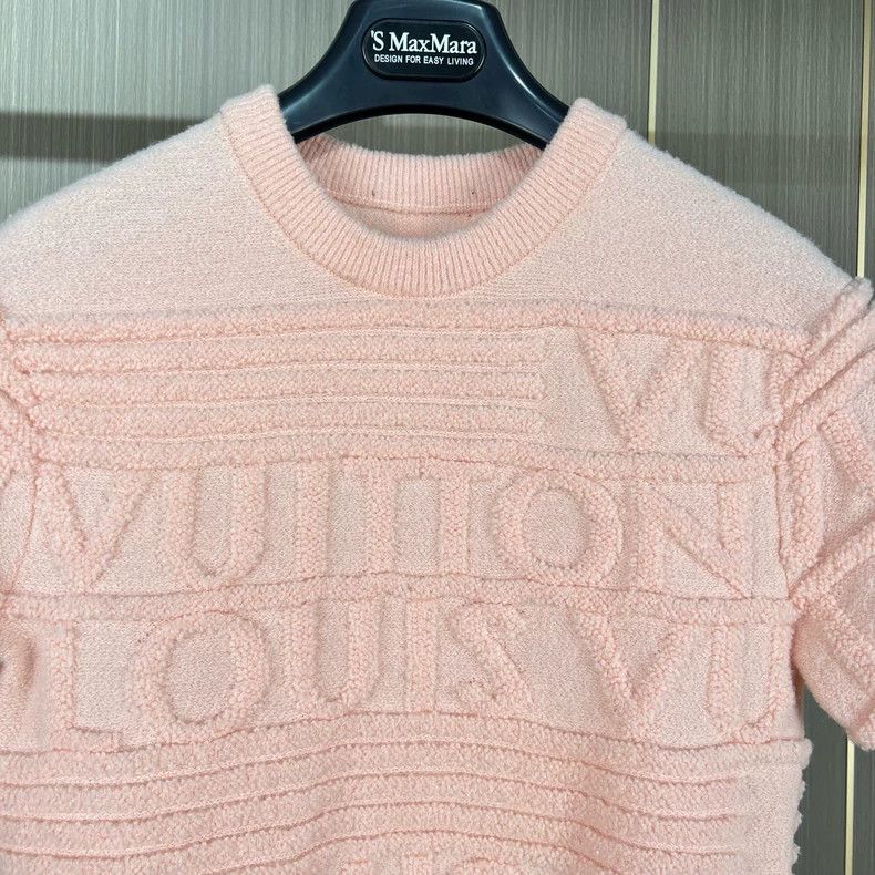 Louis Vuitton Louis Vuitton Embossed Short Sleeve Top Size XS / US 0-2 / IT 36-38 - 3 Thumbnail