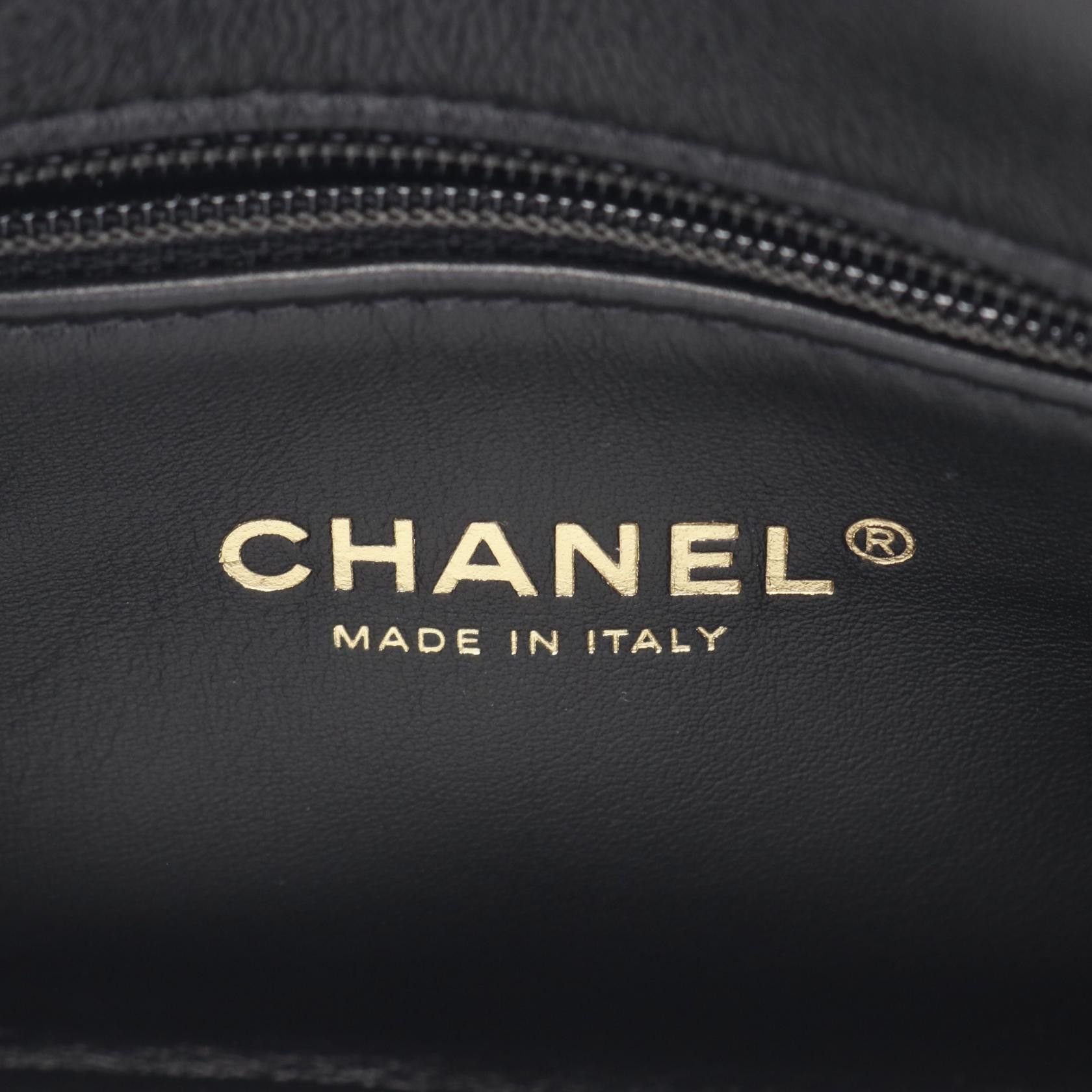 Chanel Chanel Chanel Mini Matelasse Leather Shoulder Bag Leather Shoulder Bag DUTY FREE for USA Size ONE SIZE - 4 Thumbnail