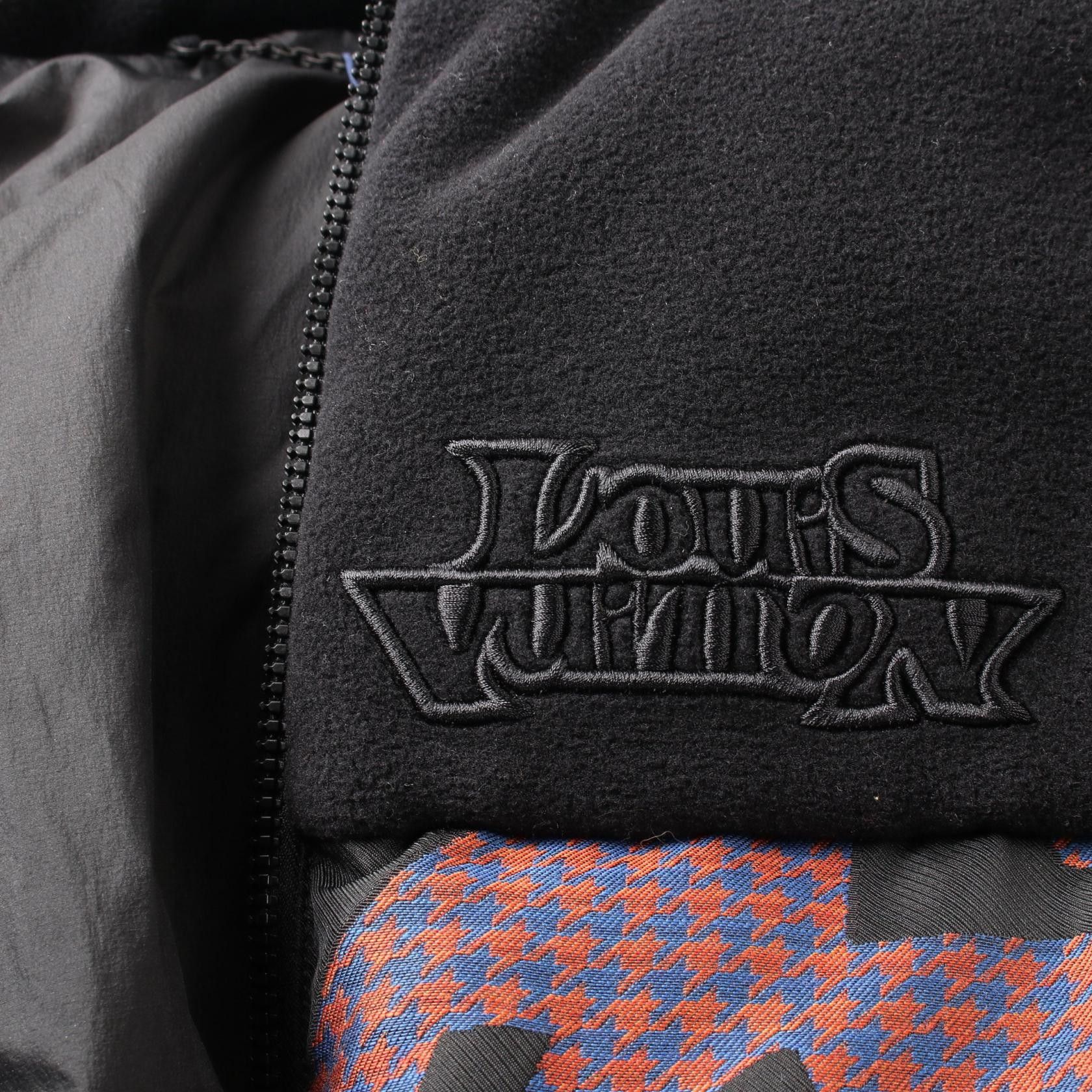 Louis Vuitton Louis Vuitton Louis Vuitton By Material Down Jacket Outerwear Others Outerwear RM231M RS6 HOB10E Size ONE SIZE - 7 Thumbnail