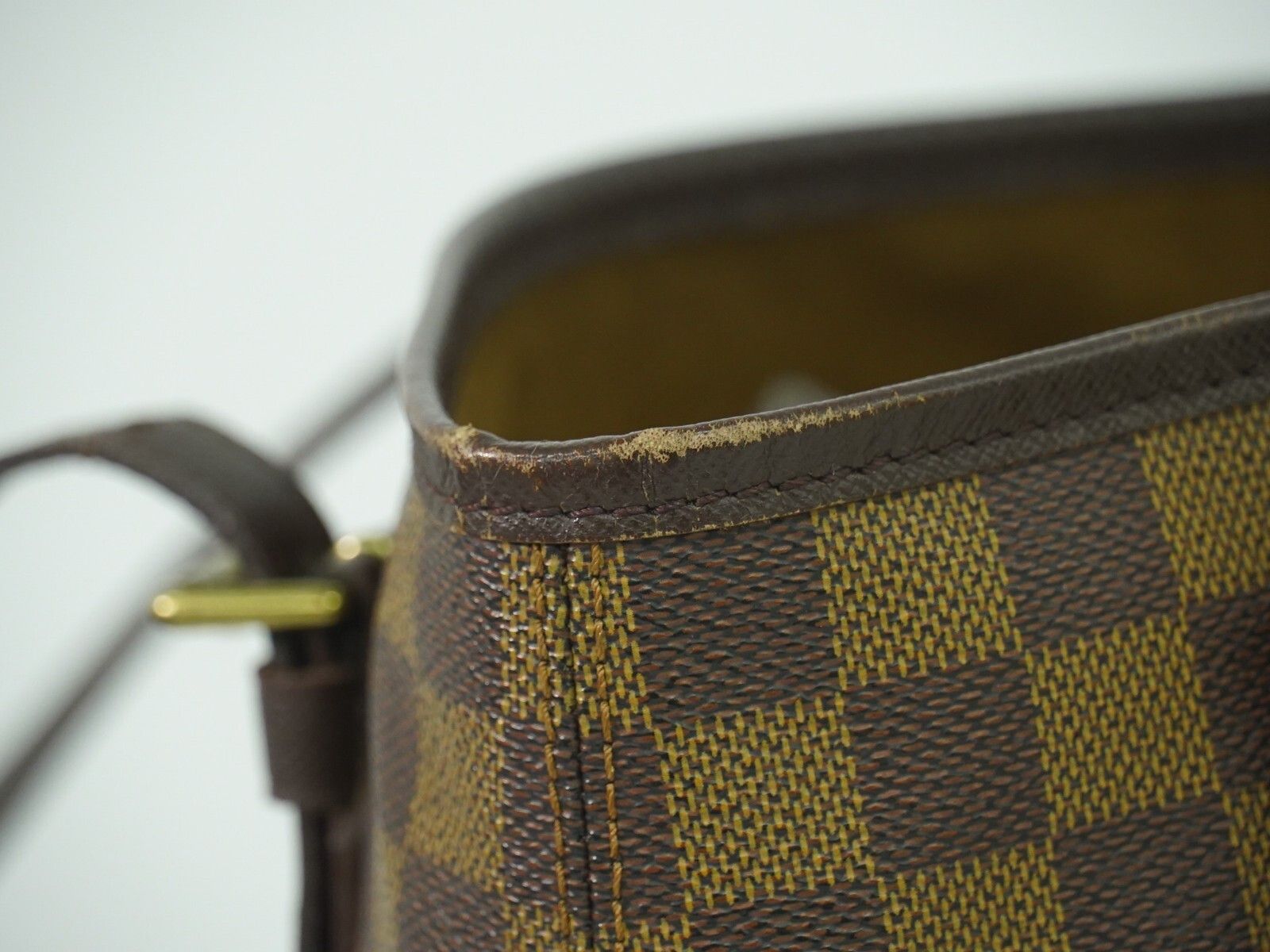 Louis Vuitton Marais Bucket Bag shoulder