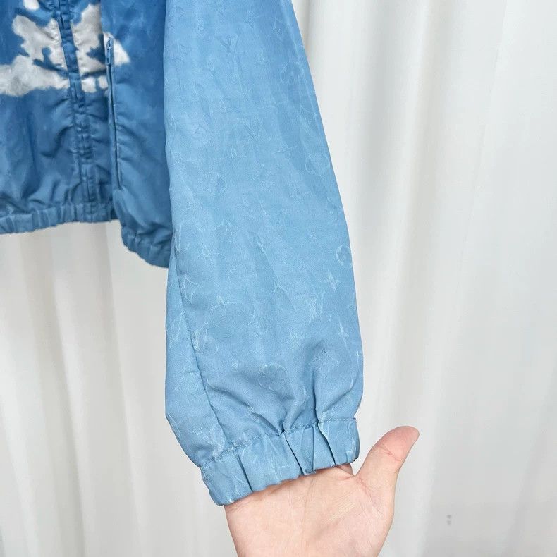 Louis Vuitton Louis Vuitton Blue Cloud Pattern Jacket Size 46 Size L / US 10 / IT 46 - 4 Thumbnail
