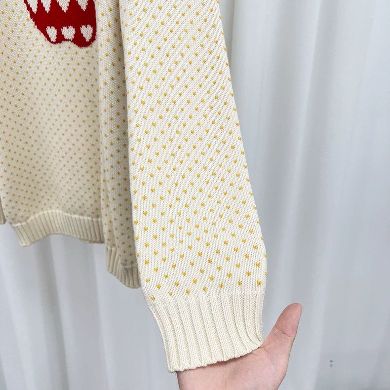 Gucci Gucci Apple Heart Sweater in Beige Size XL / US 12-14 / IT 48-50 - 4 Thumbnail