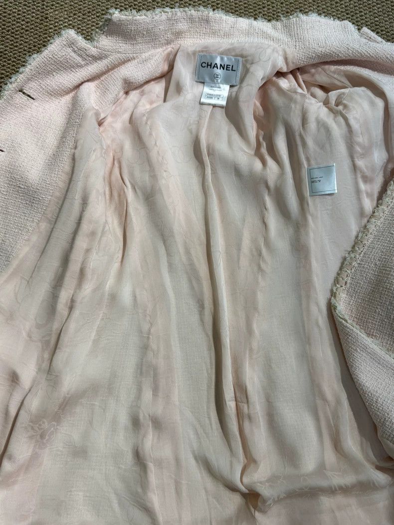 Chanel Chanel Classic Pink Jacket with Fringe Design Size S / US 4 / IT 40 - 6 Thumbnail