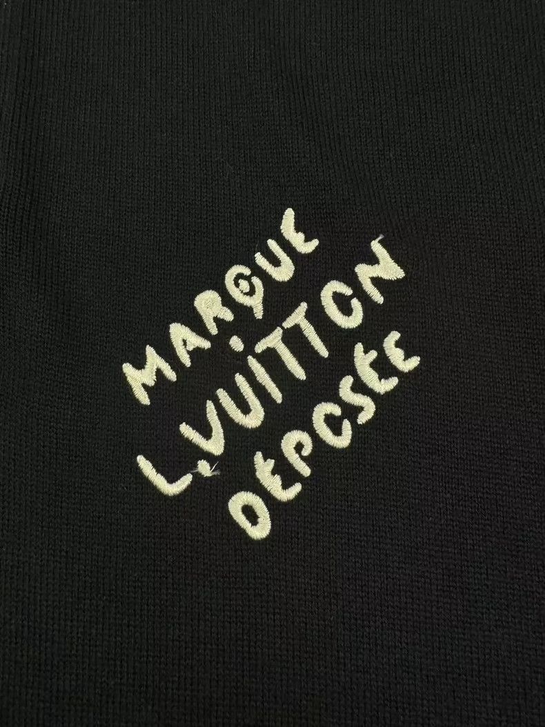 Louis Vuitton Louis Vuitton Deep Blue Embroidered Polo Shirt Size S / US 4 / IT 40 - 4 Thumbnail