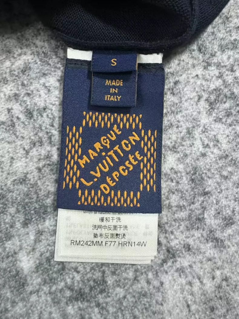 Louis Vuitton Louis Vuitton Deep Blue Embroidered Polo Shirt Size S / US 4 / IT 40 - 5 Thumbnail
