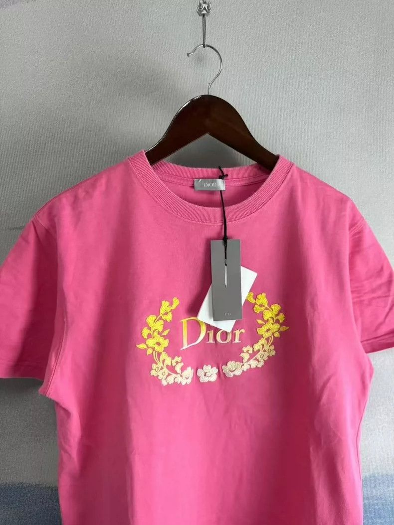 Dior Dior Pink Short Sleeve Embroidered T-shirt Size M / US 6-8 / IT 42-44 - 2 Thumbnail