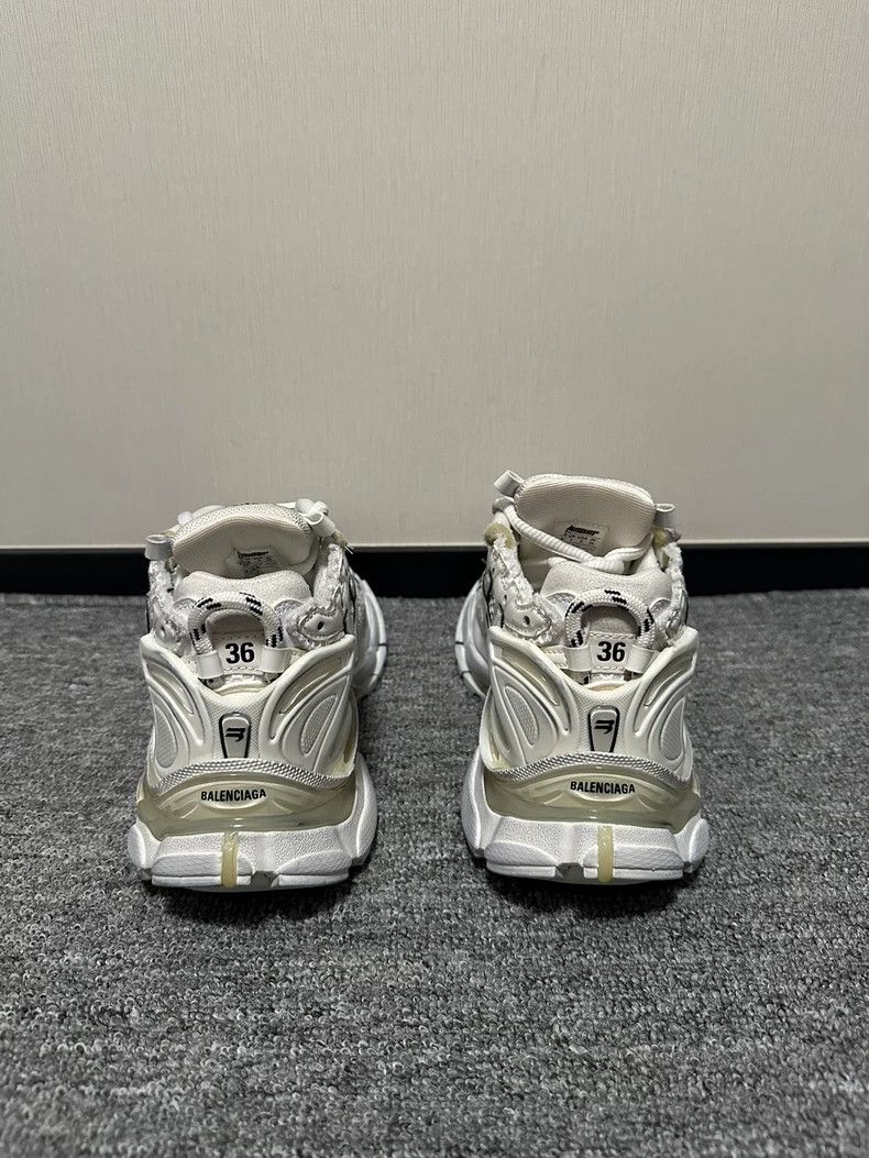 Balenciaga Balenciaga Runner White Size 36 Sneakers Size US 6 / IT 36 - 3 Thumbnail