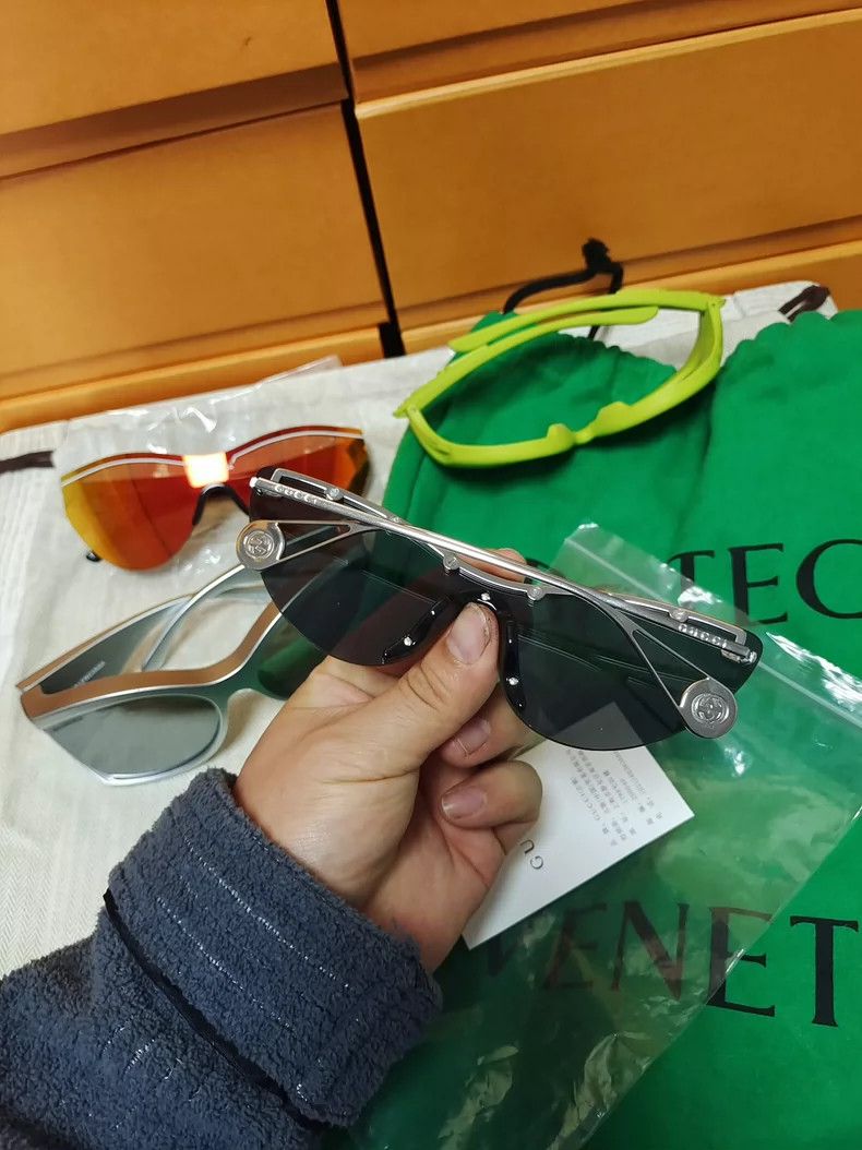 Gucci Gucci Sunglasses Authentic Brand New Condition Size ONE SIZE - 2 Thumbnail