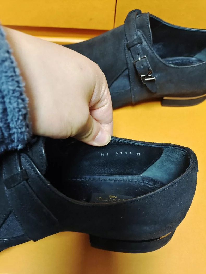 Louis Vuitton Louis Vuitton Men's Leather Shoes in Black Size US 7 / IT 37 - 7 Thumbnail