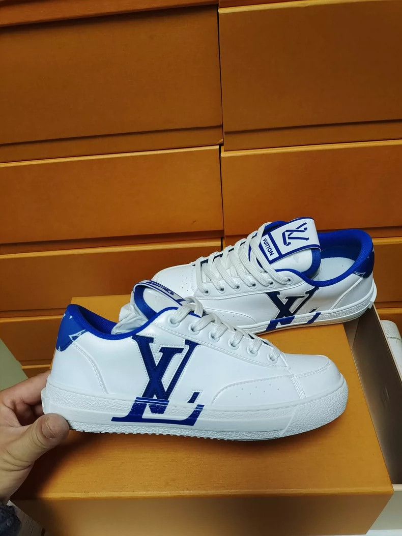 Louis Vuitton LV Women's Low-Top Lace-Up Sneakers Size US 5 / IT 35 - 2 Thumbnail