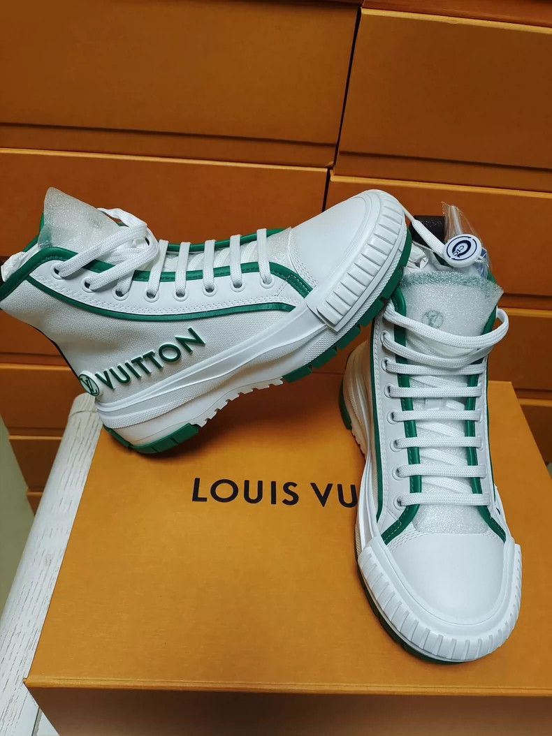 Louis Vuitton LV Women's Fashion High-Top Sneakers Size 35 Size US 5 / IT 35 - 5 Thumbnail