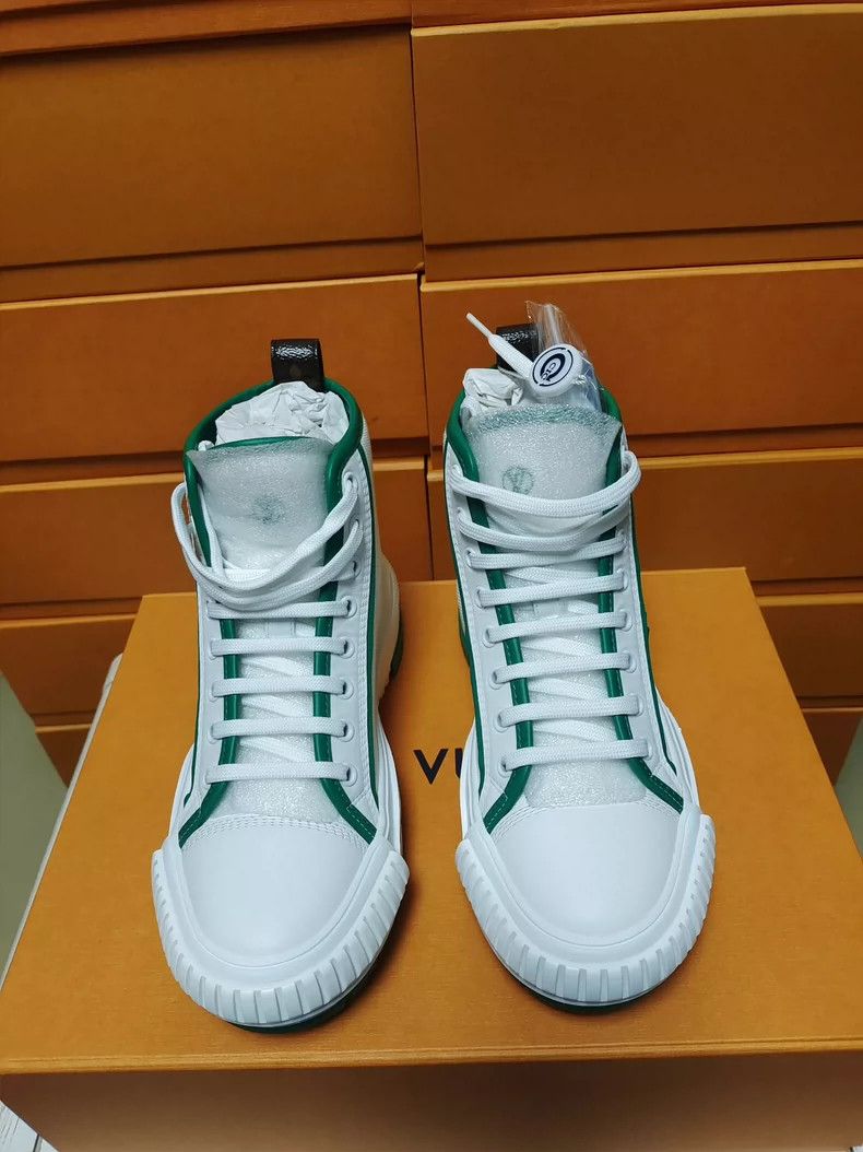 Louis Vuitton LV Women's Fashion High-Top Sneakers Size 35 Size US 5 / IT 35 - 3 Thumbnail