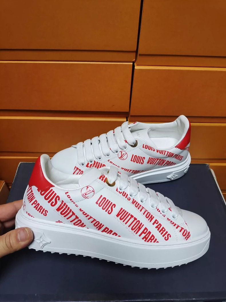 Louis Vuitton Louis Vuitton Women's Low Top Lace-Up Sneakers Size US 5 / IT 35 - 2 Thumbnail