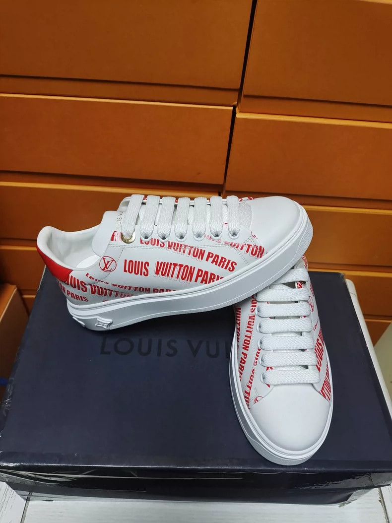 Louis Vuitton Louis Vuitton Women's Low Top Lace-Up Sneakers Size US 5 / IT 35 - 4 Thumbnail
