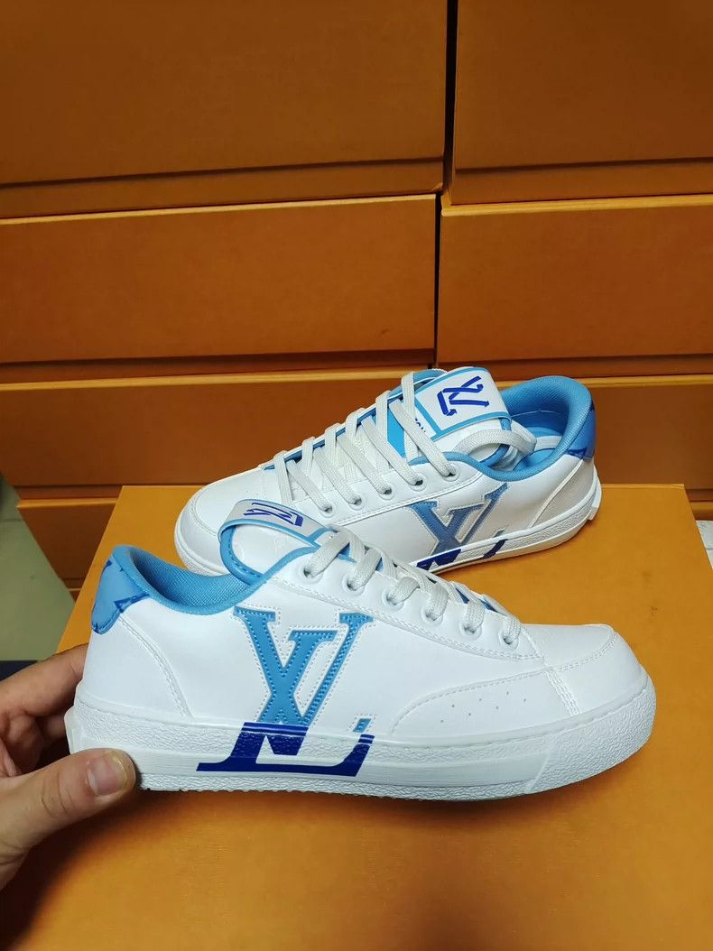 Louis Vuitton LV Louis Vuitton Low-top Lace-up Sneakers Size US 5 / IT 35 - 2 Thumbnail