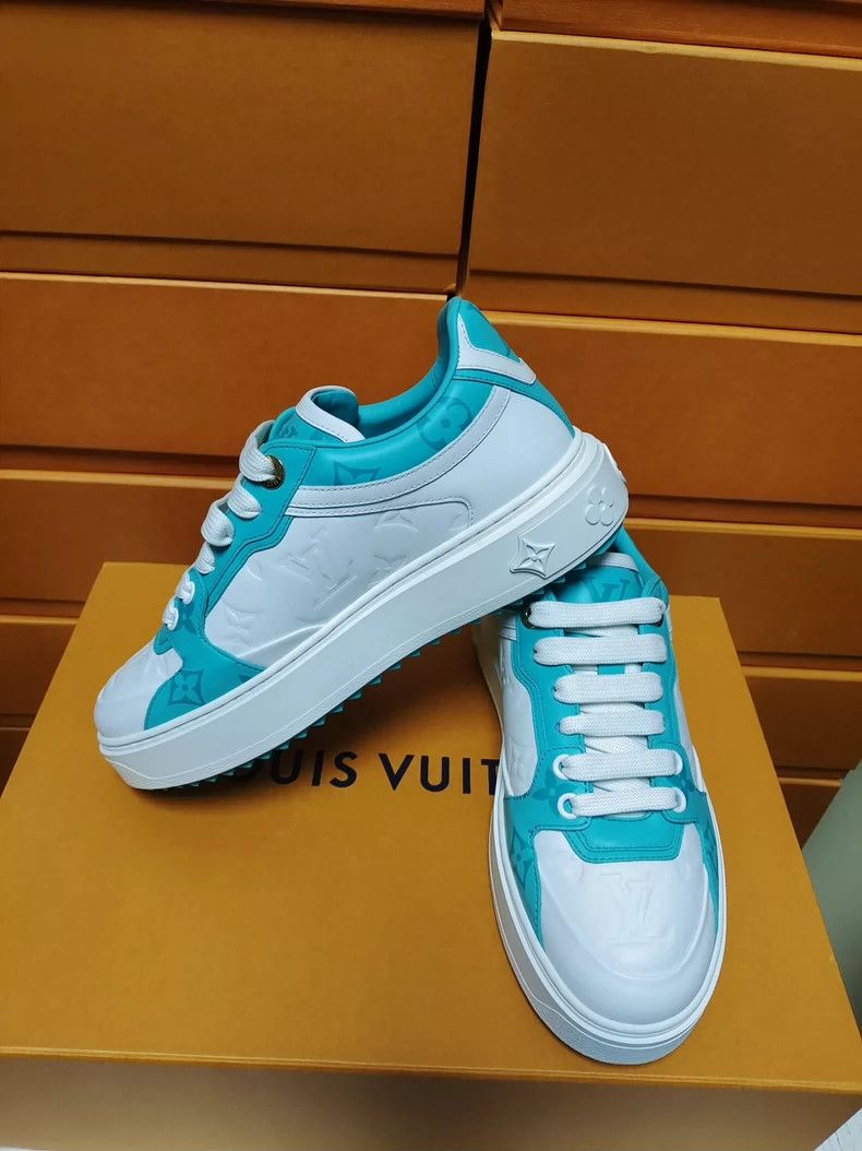Louis Vuitton Louis Vuitton Colorful Sneaker Shoes Size 35 Size US 5 / IT 35 - 4 Thumbnail
