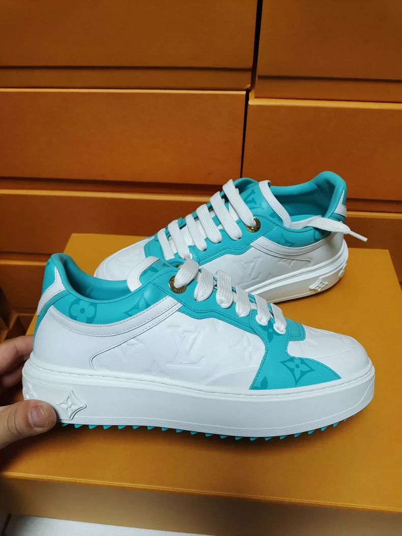 Louis Vuitton Louis Vuitton Colorful Sneaker Shoes Size 35 Size US 5 / IT 35 - 2 Thumbnail